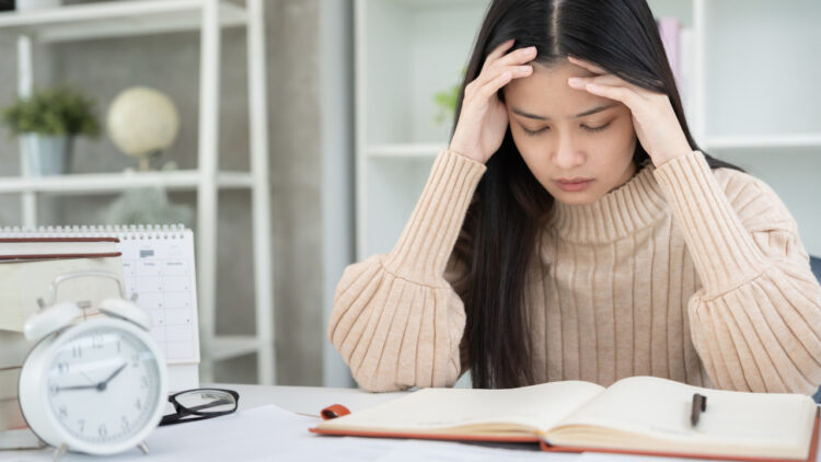 浮気の証拠はどこからが不倫になるのか？慰謝料請求で重要になる判断基準